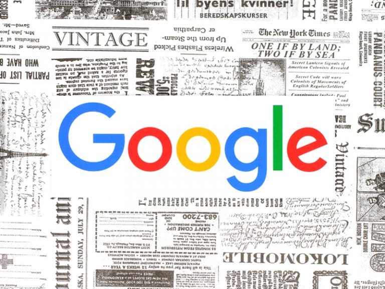 logo google entouré de titres de journaux à l'allure vintage